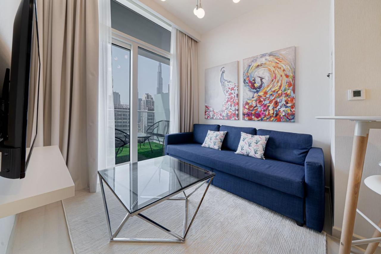 Alluring 1 Bd Apartment In Business Bay With Burj Khalifa View ドバイ エクステリア 写真