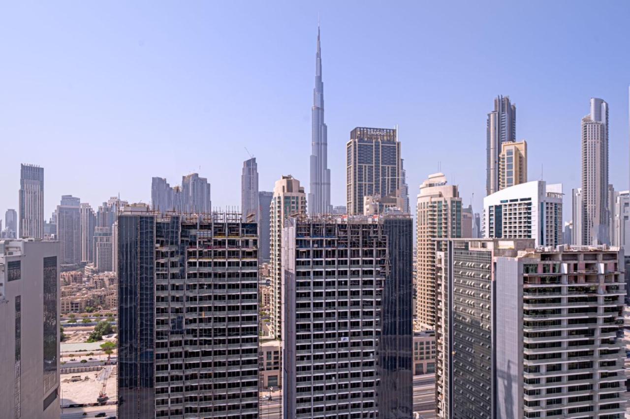 Alluring 1 Bd Apartment In Business Bay With Burj Khalifa View ドバイ エクステリア 写真