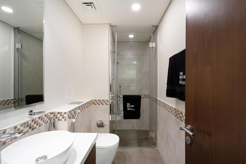 Alluring 1 Bd Apartment In Business Bay With Burj Khalifa View ドバイ エクステリア 写真